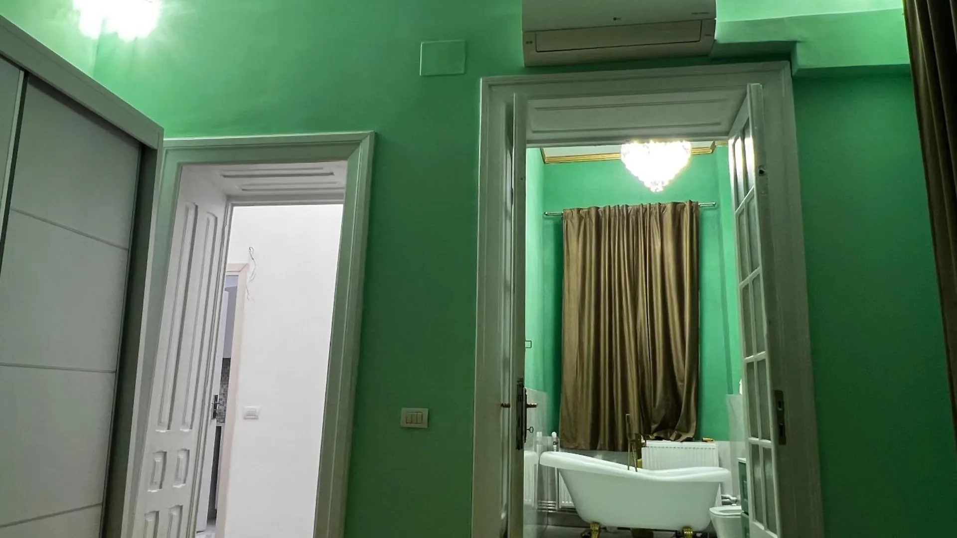 Laya Old Town Apartment Bucharest