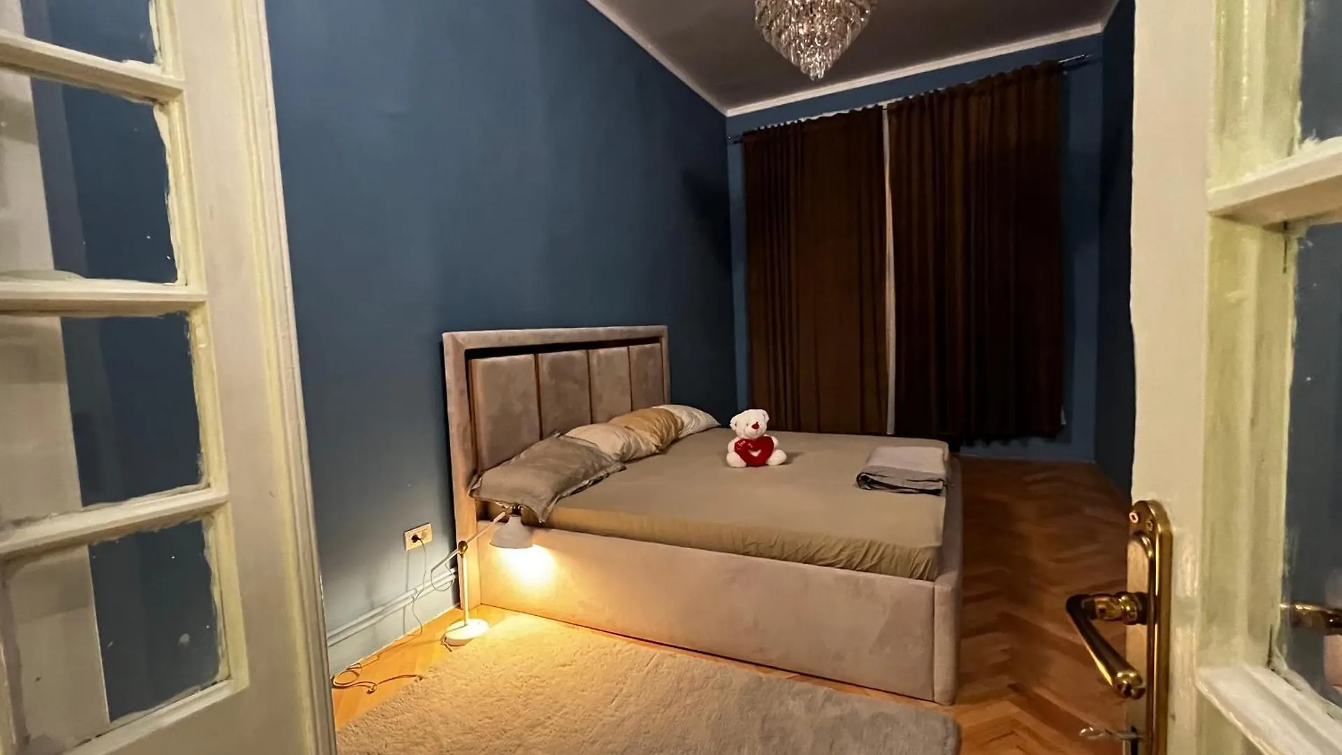 Laya Old Town Apartment Bucharest