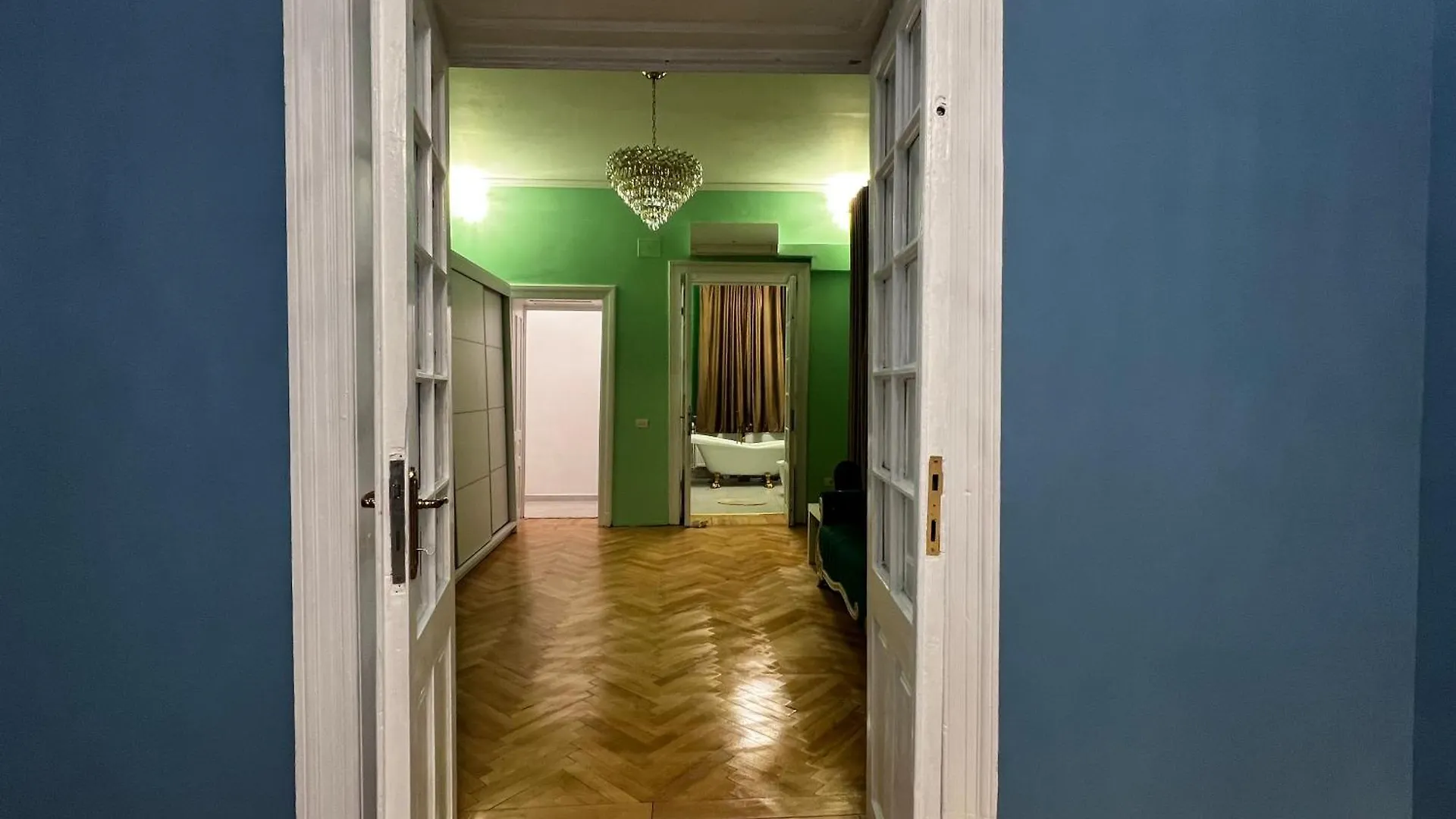 Laya Old Town Apartment Bucharest